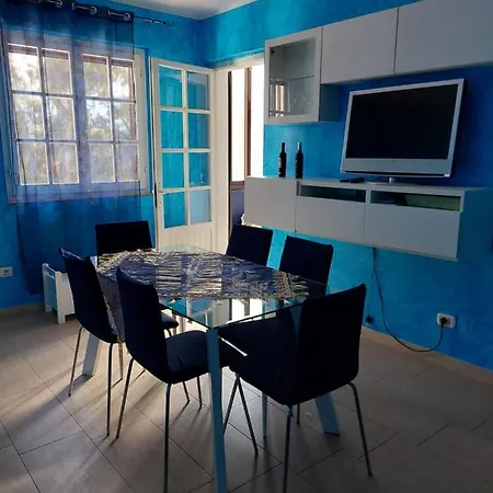 Casa Lizzie, 8 Minutes Walking From The Apartment